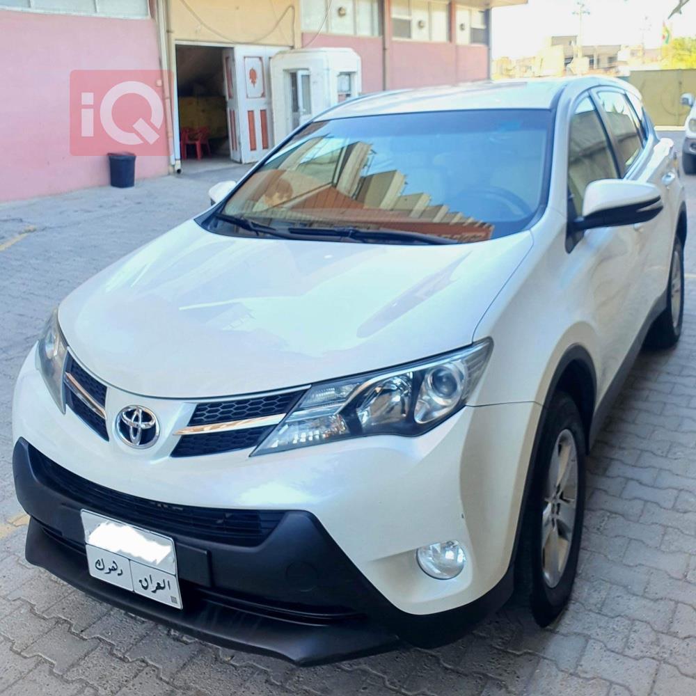 تۆیۆتا ڕاڤ 4